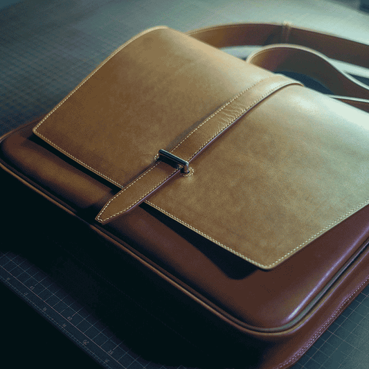 PDF Leather Bag Pattern - Steve Messenger Inspired Bag - DWIPDFZS186